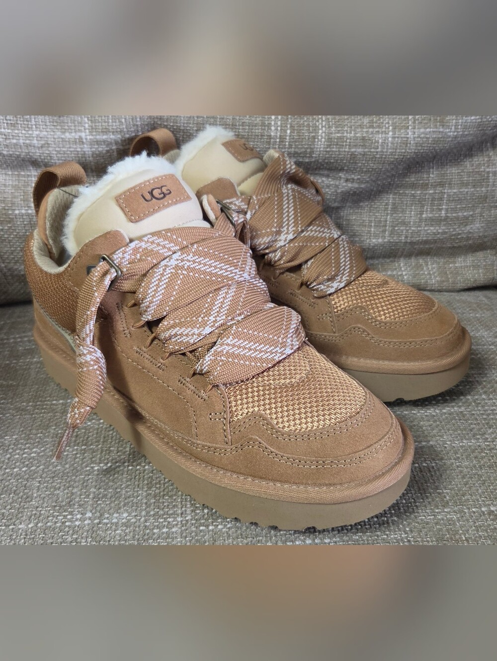 UGG Lowmel Sneaker Booties Chestnut Tan Sand Women's Size 10 (NWT / New)